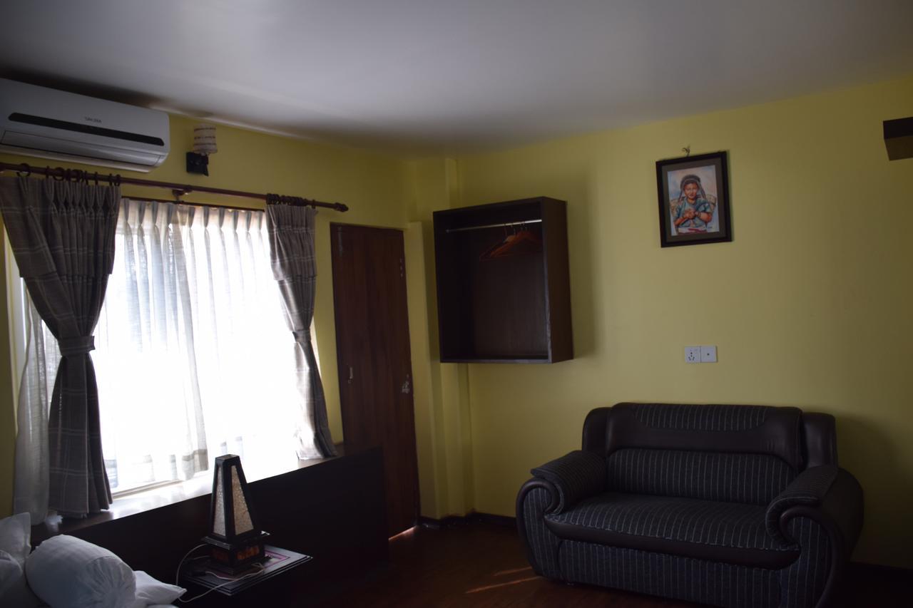 Hotel Rosemary Homes Pokhara Extérieur photo
