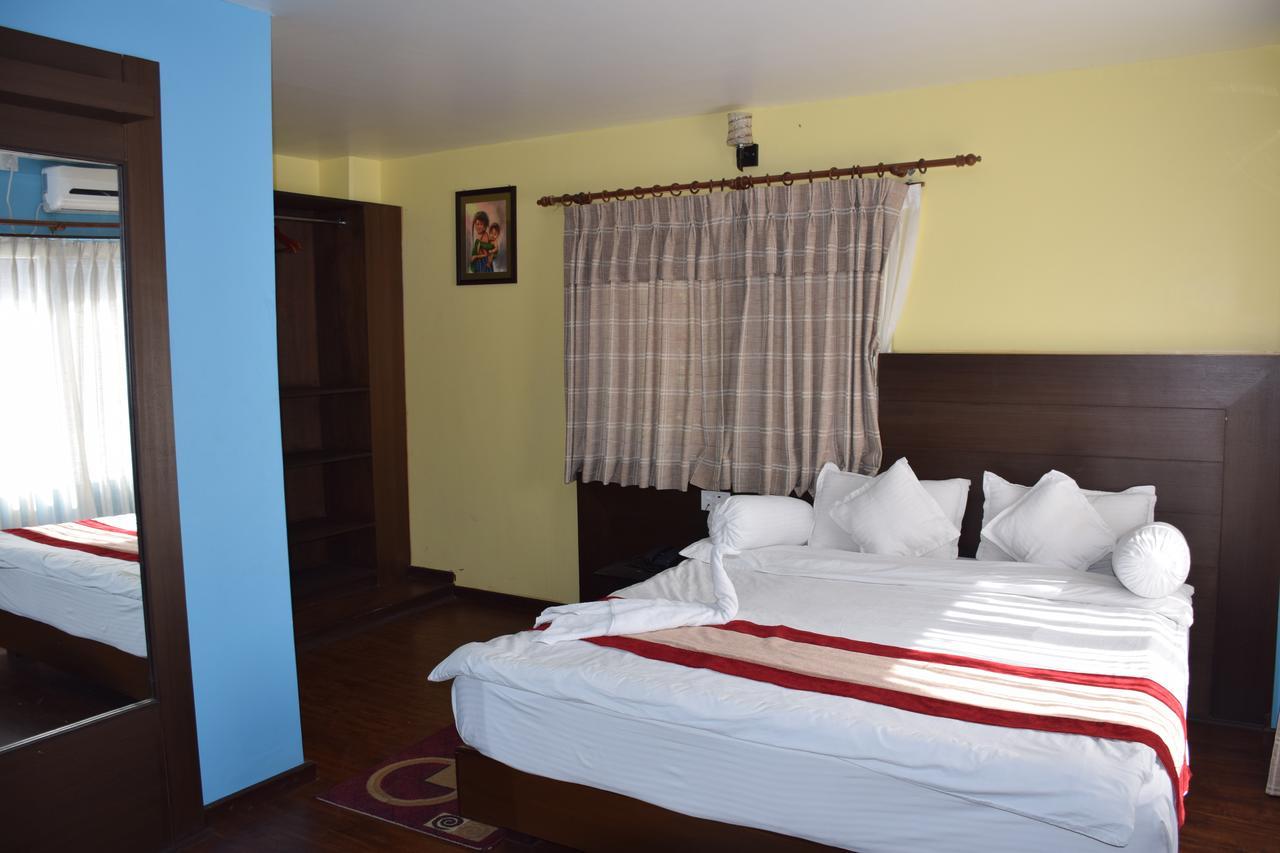 Hotel Rosemary Homes Pokhara Extérieur photo