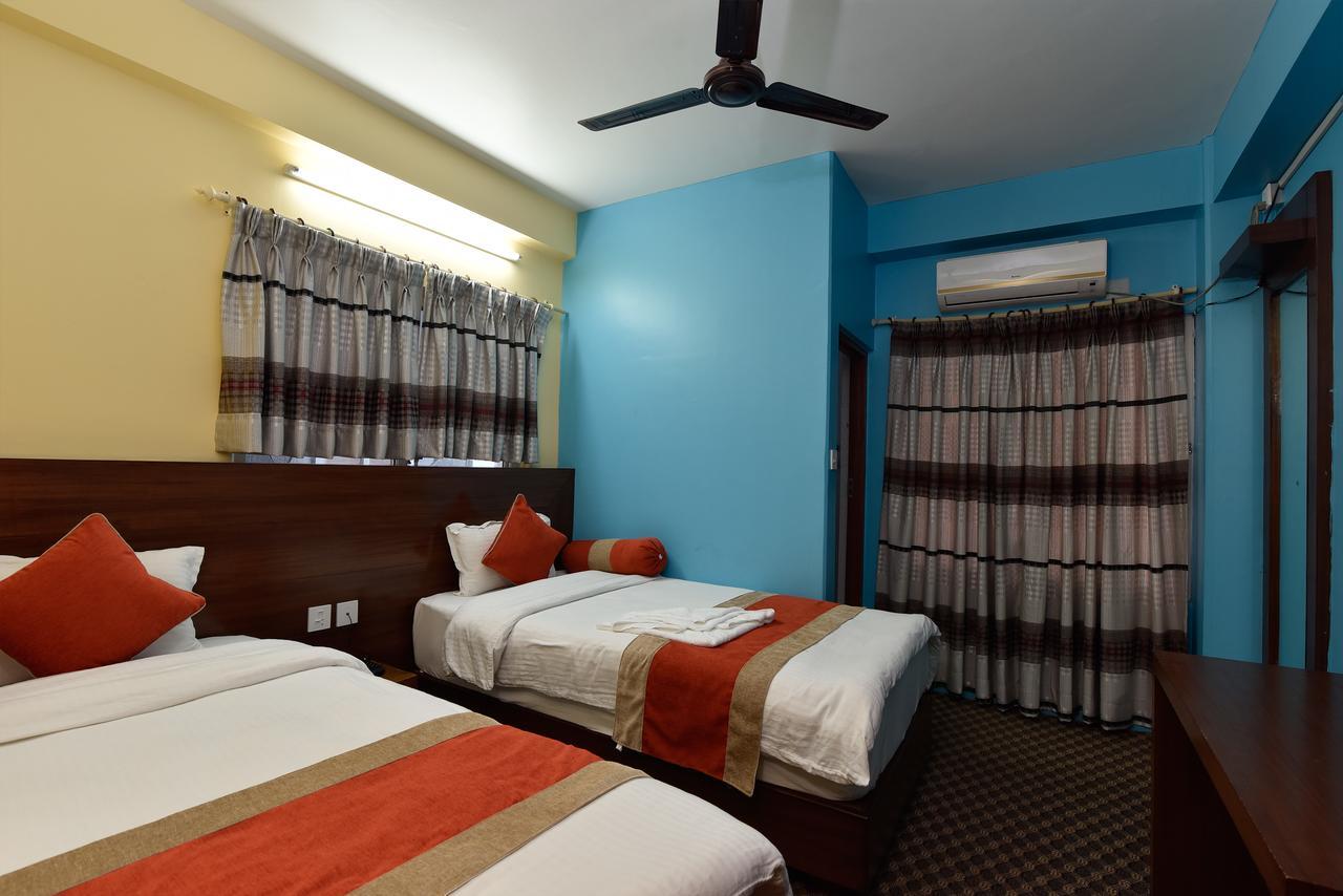 Hotel Rosemary Homes Pokhara Extérieur photo