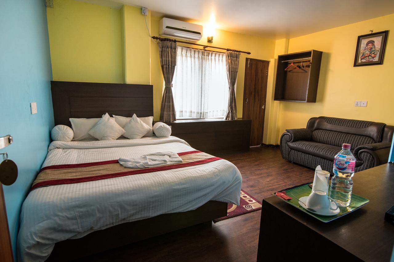 Hotel Rosemary Homes Pokhara Extérieur photo